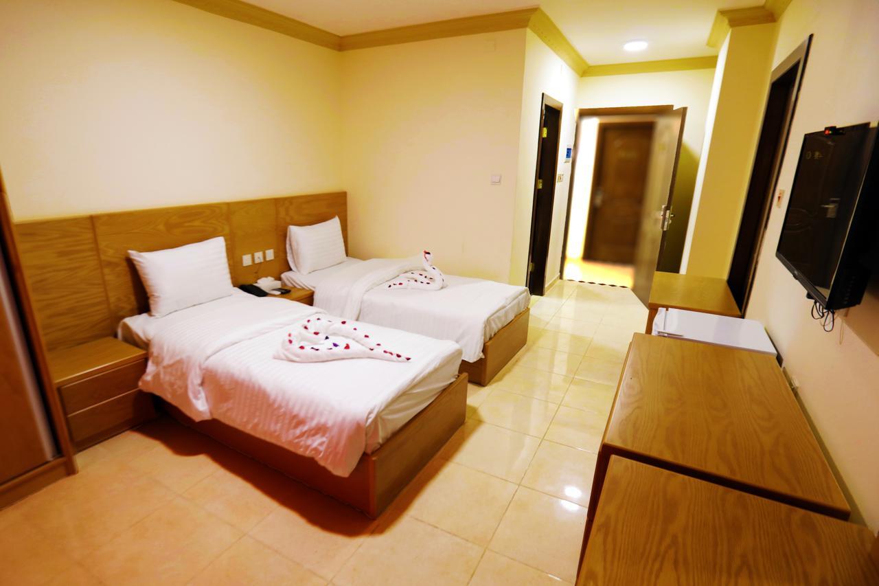 Jordan Flower Hotel Aqaba Exterior foto
