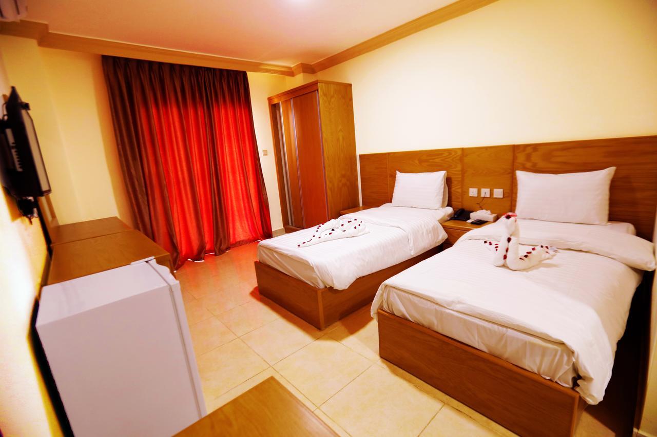 Jordan Flower Hotel Aqaba Exterior foto